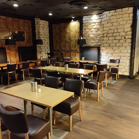 Center Hotel 3*