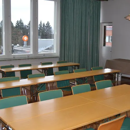 Center Hotell 3*