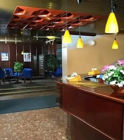 Center Hotel 3*