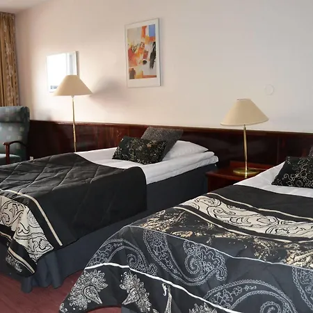 Center Hotel